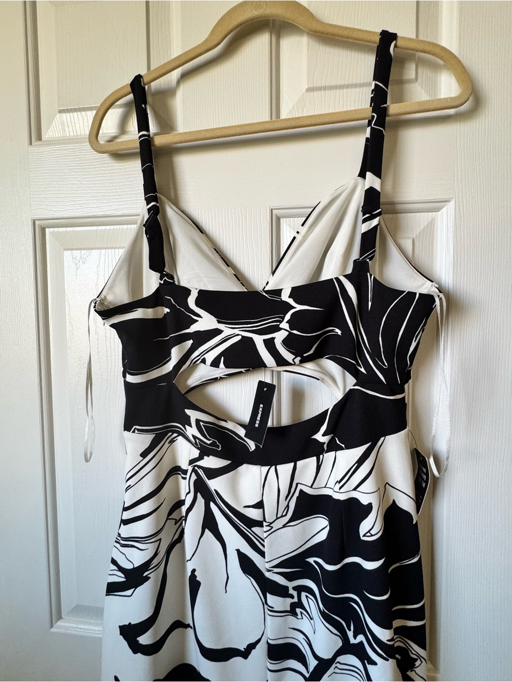 NWT Express Black & White Strapless Cutout Midi Dress - Picture 8 of 13